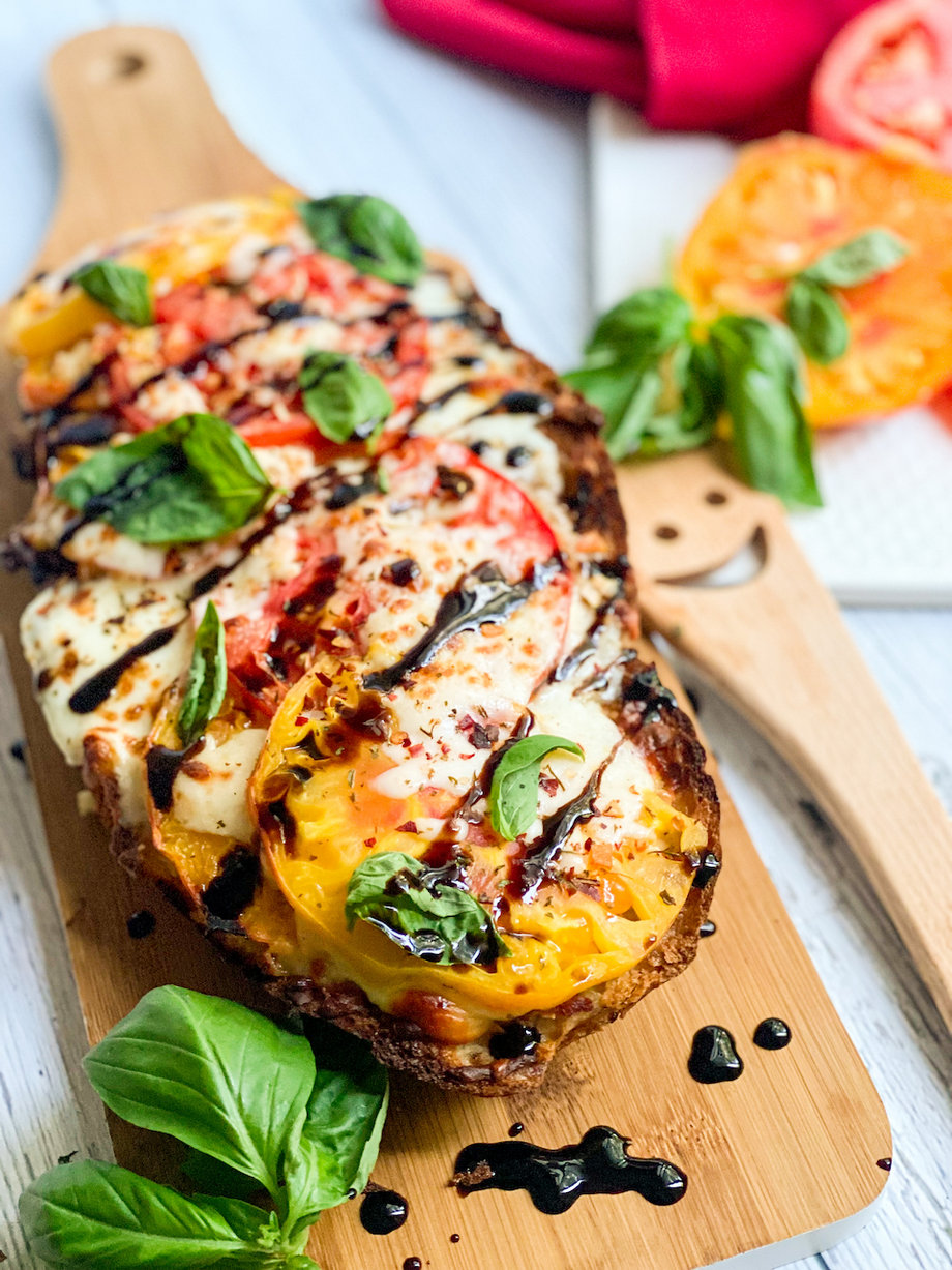 Caprese Garlic Bread