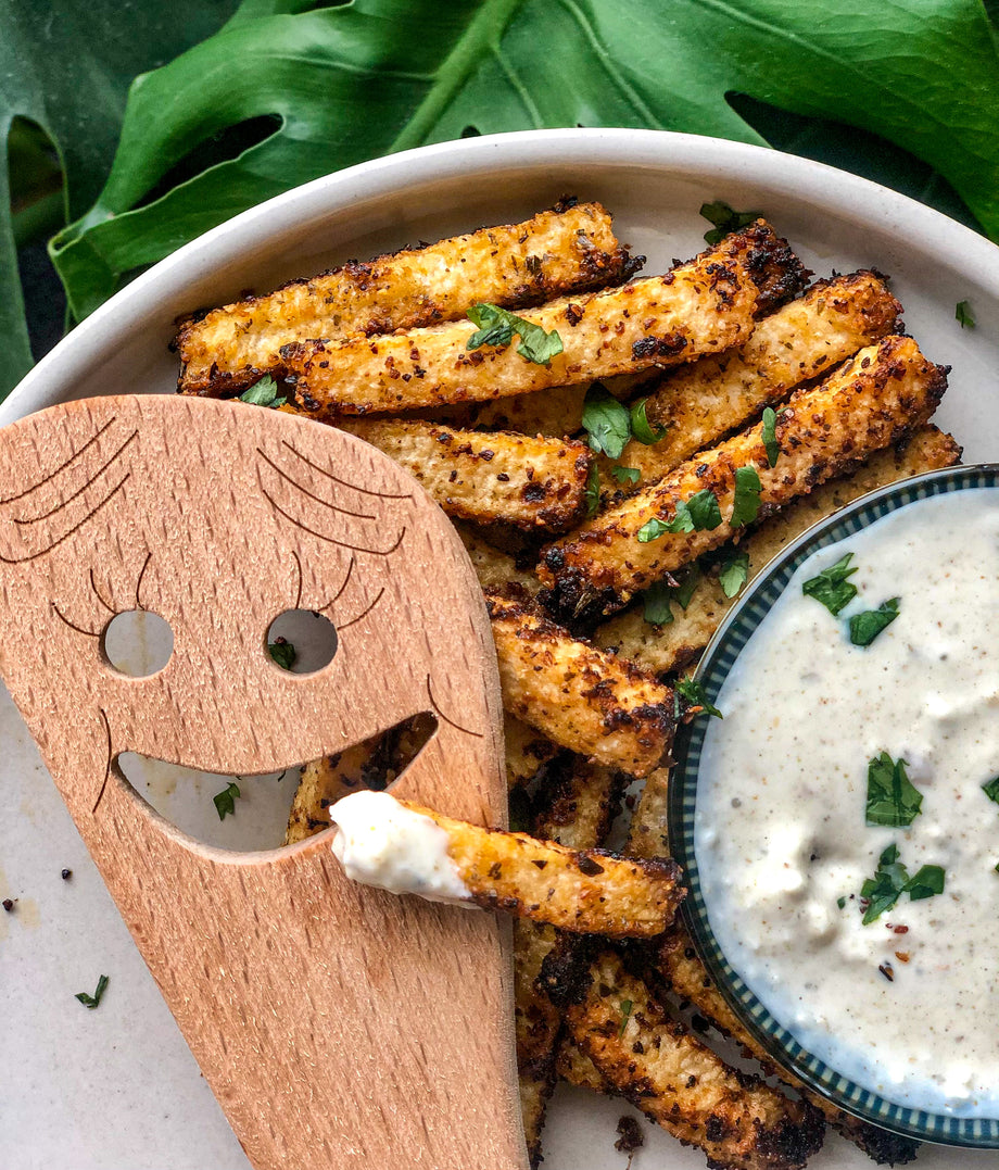 Cuban Style Jicama Fries with Creamy Mojo Sauce