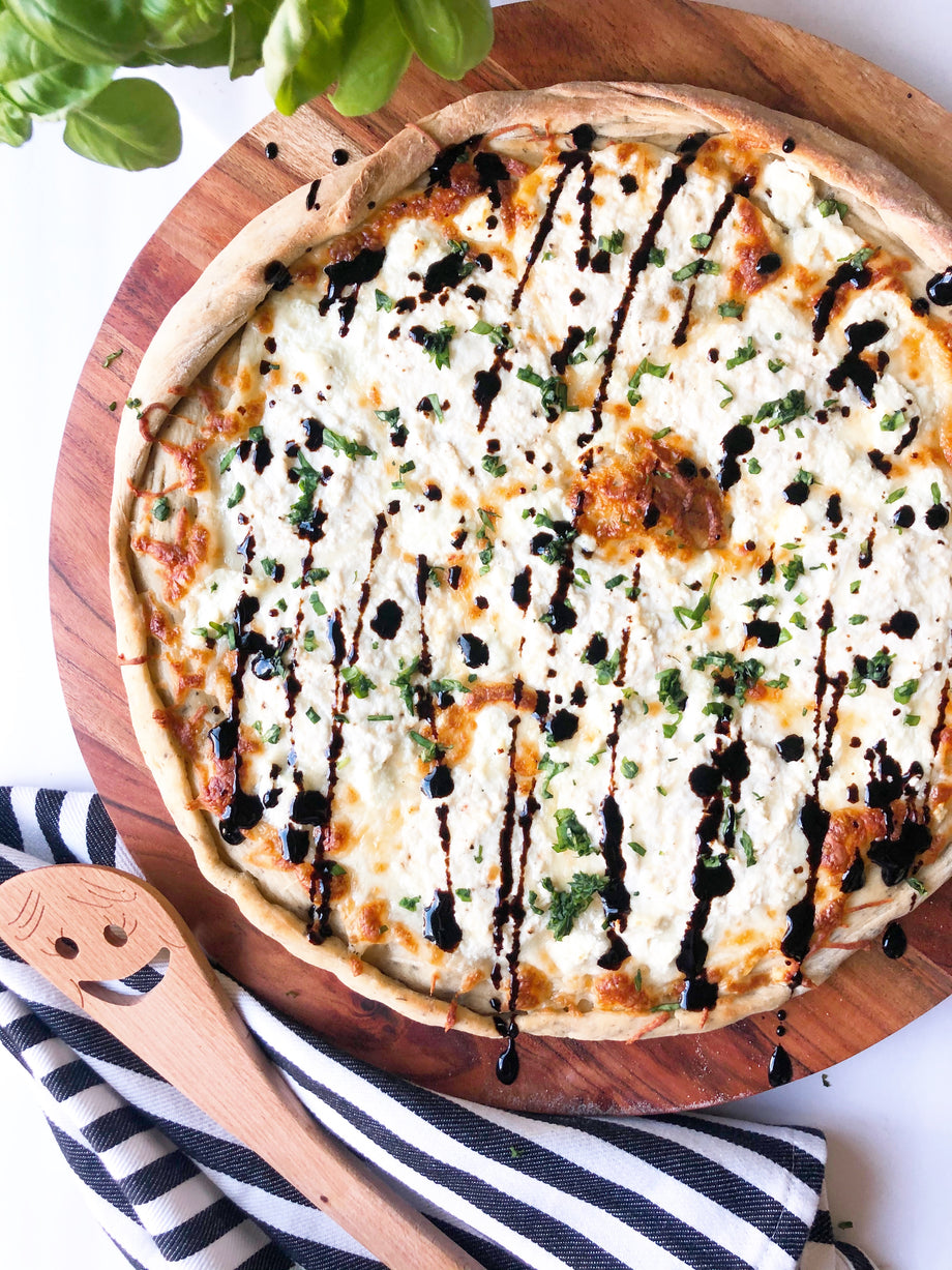 Four Cheese Garlic & Herb Pizza