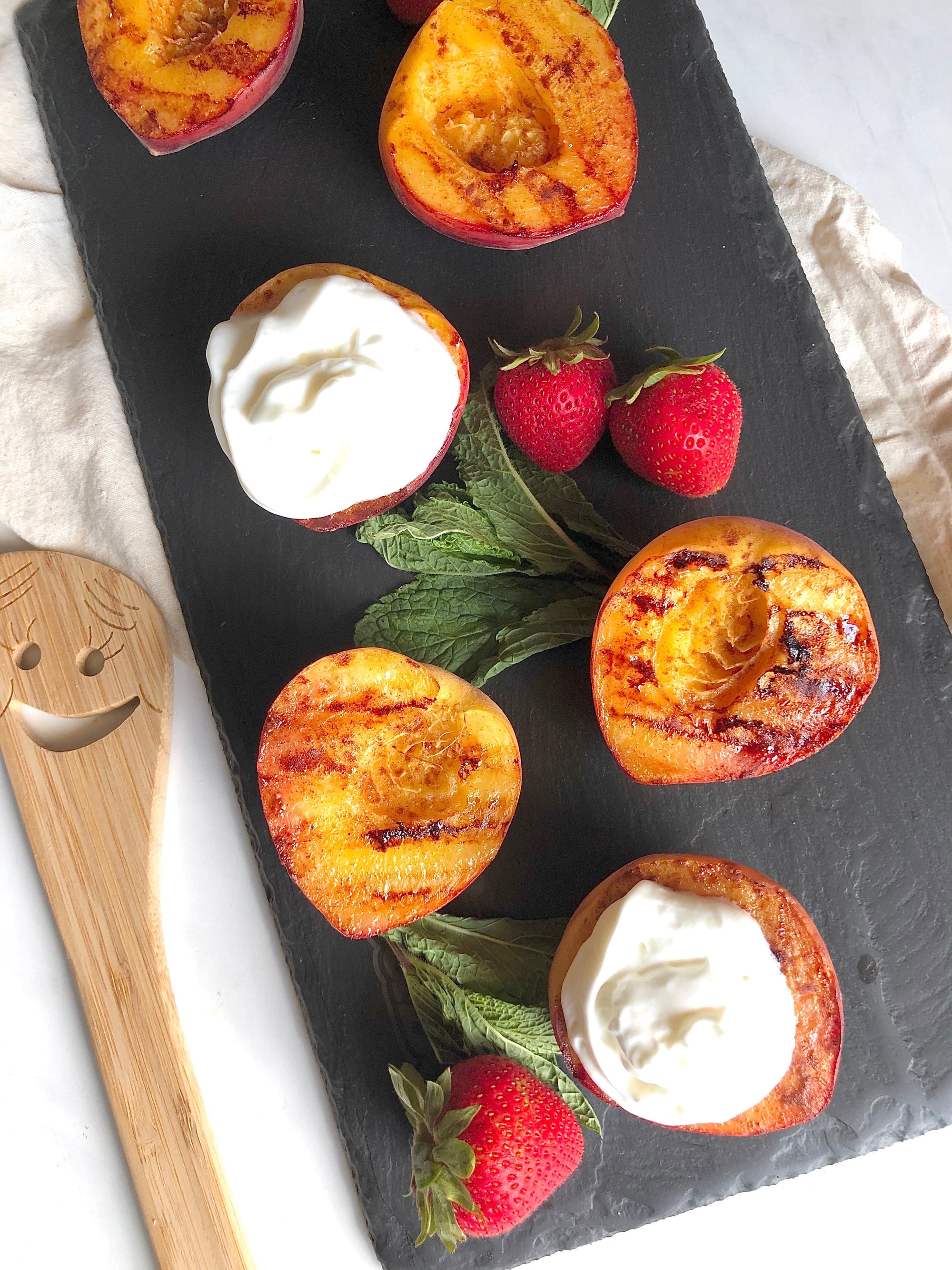 Easy Grilled Peaches