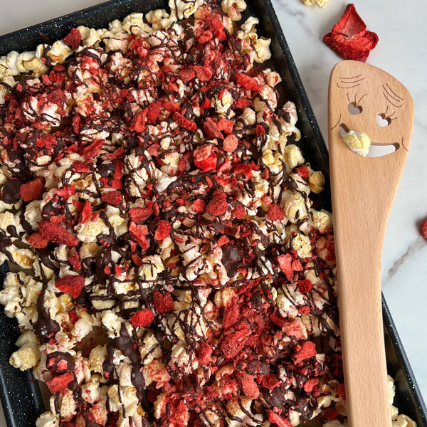 DIY Chocolate Drizzled Strawberry Kettle Corn