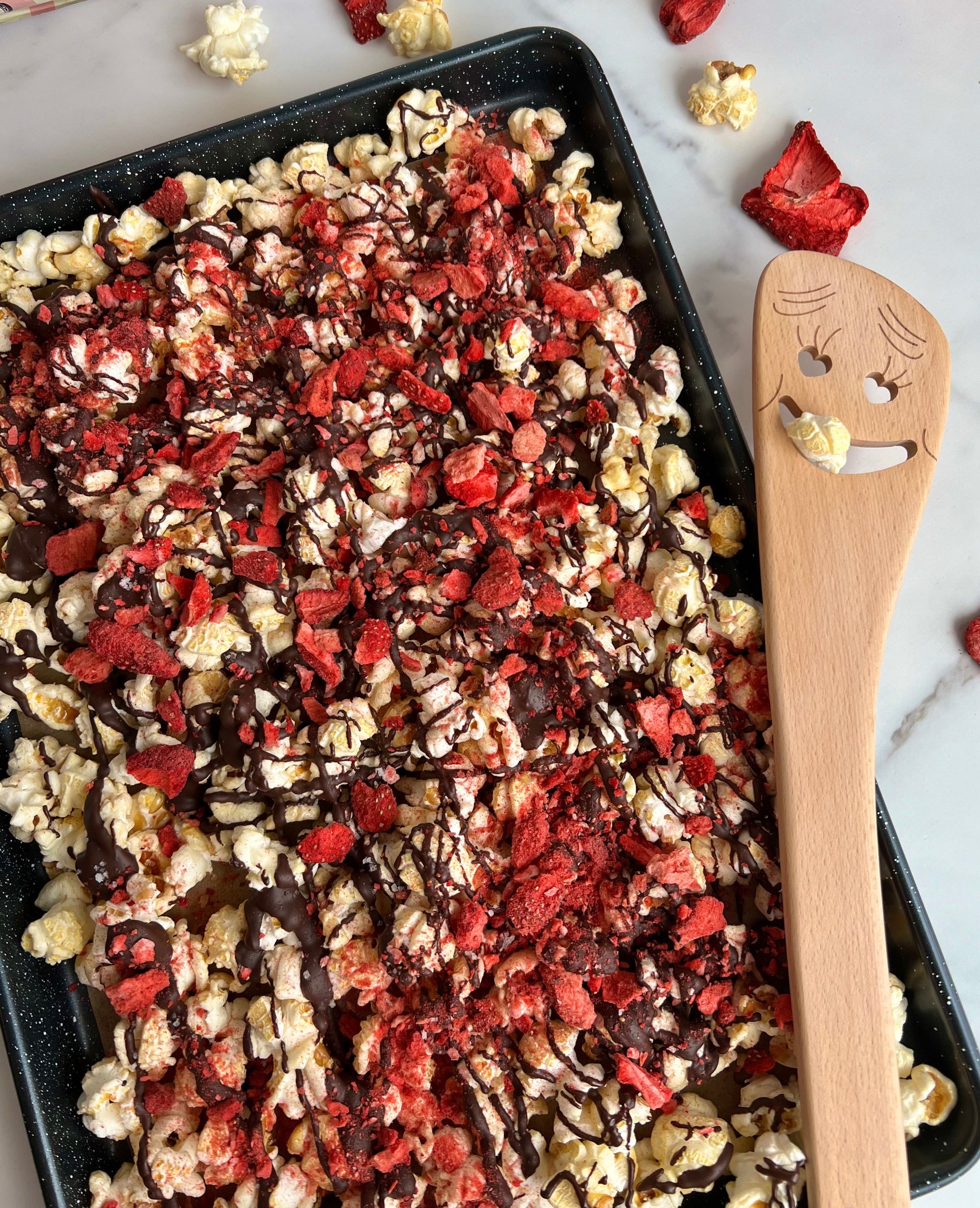 DIY Chocolate Drizzled Strawberry Kettle Corn