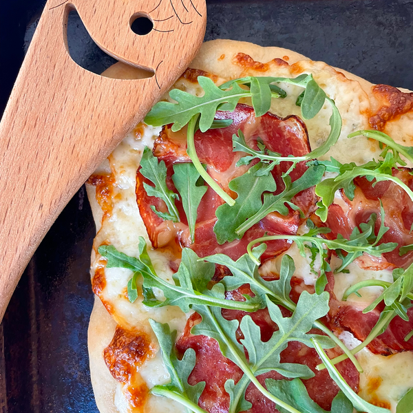 Spicy Salami Pizza