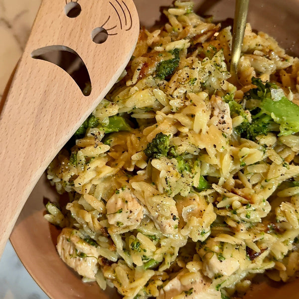 One Pot Cheesy Broccoli Chicken Orzo